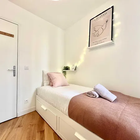 New 438 Jean - Cosy Center *