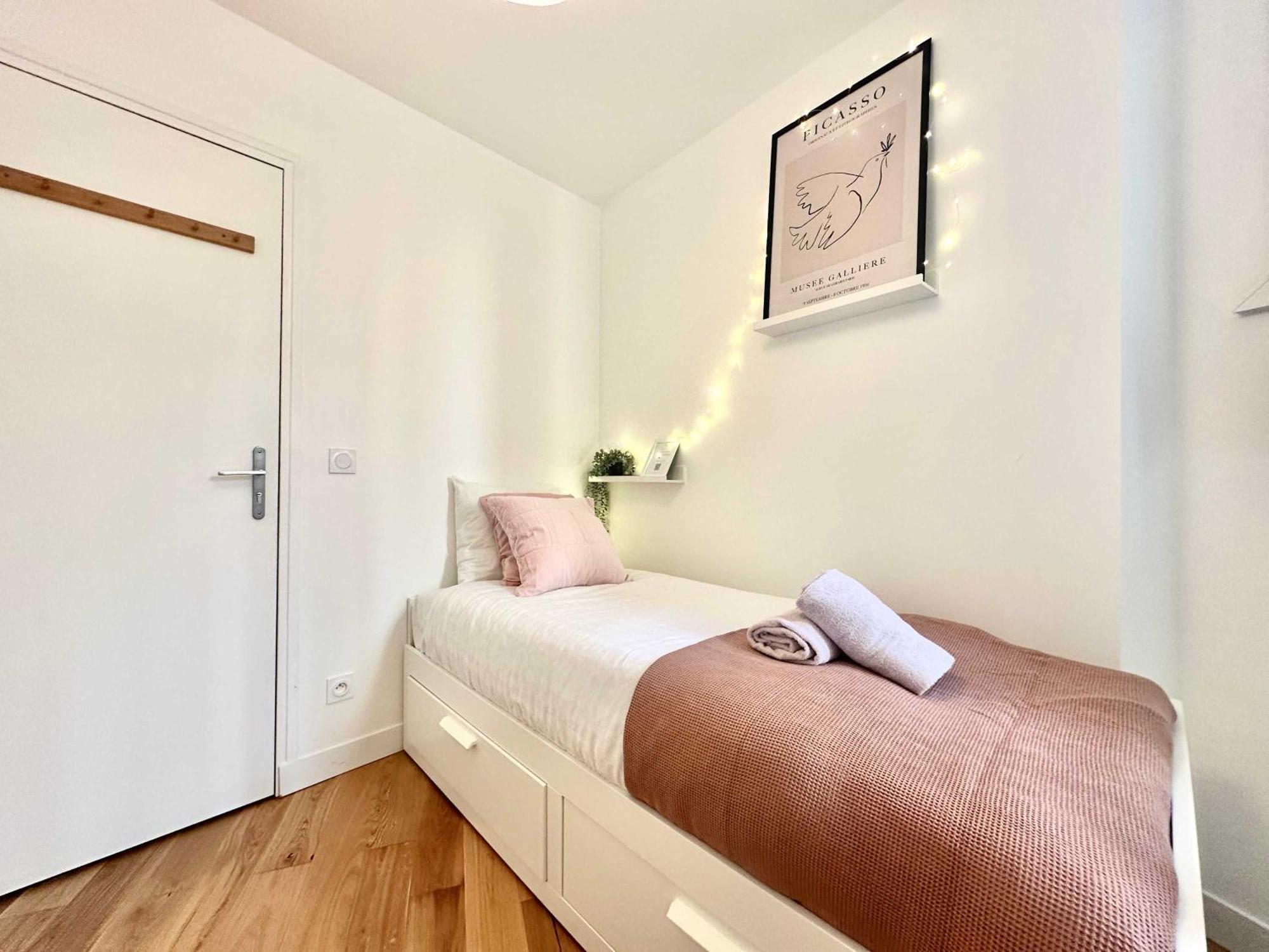 New 438 Jean - Cosy Center *